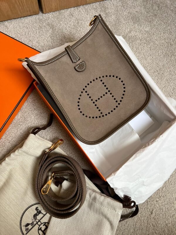 Herm√®s Mini Evelyne 16 Gris Caillou Doblis and Etoupe GHW
