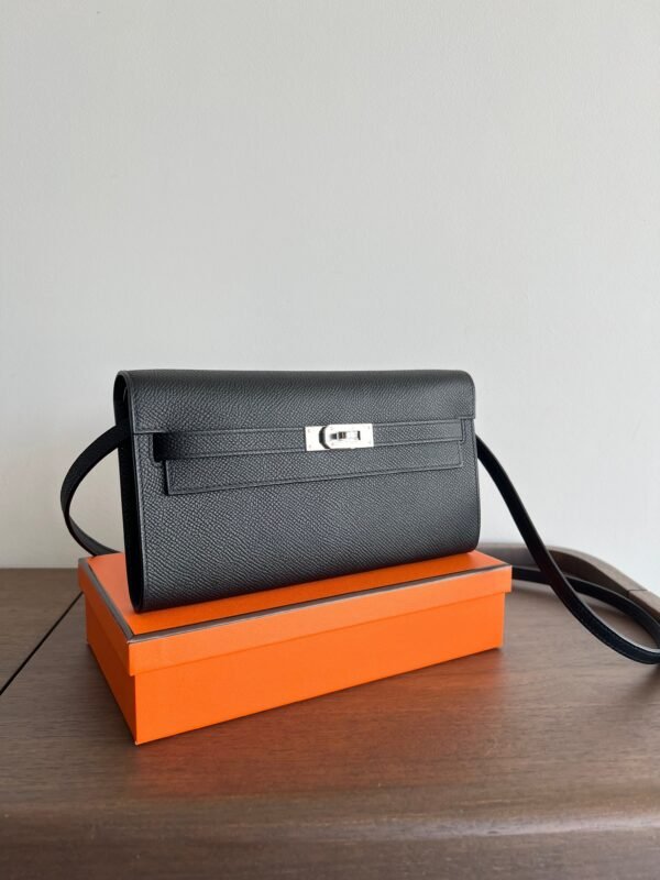 Herm√®s Kelly To Go Black Epsom PHW