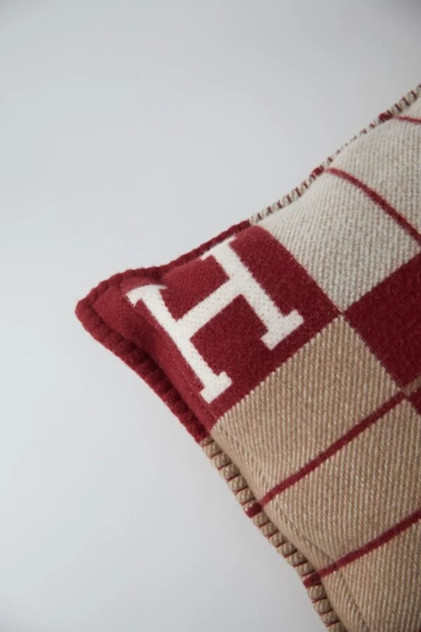 Herm√®s Avalon III Pillow (Rouge H)